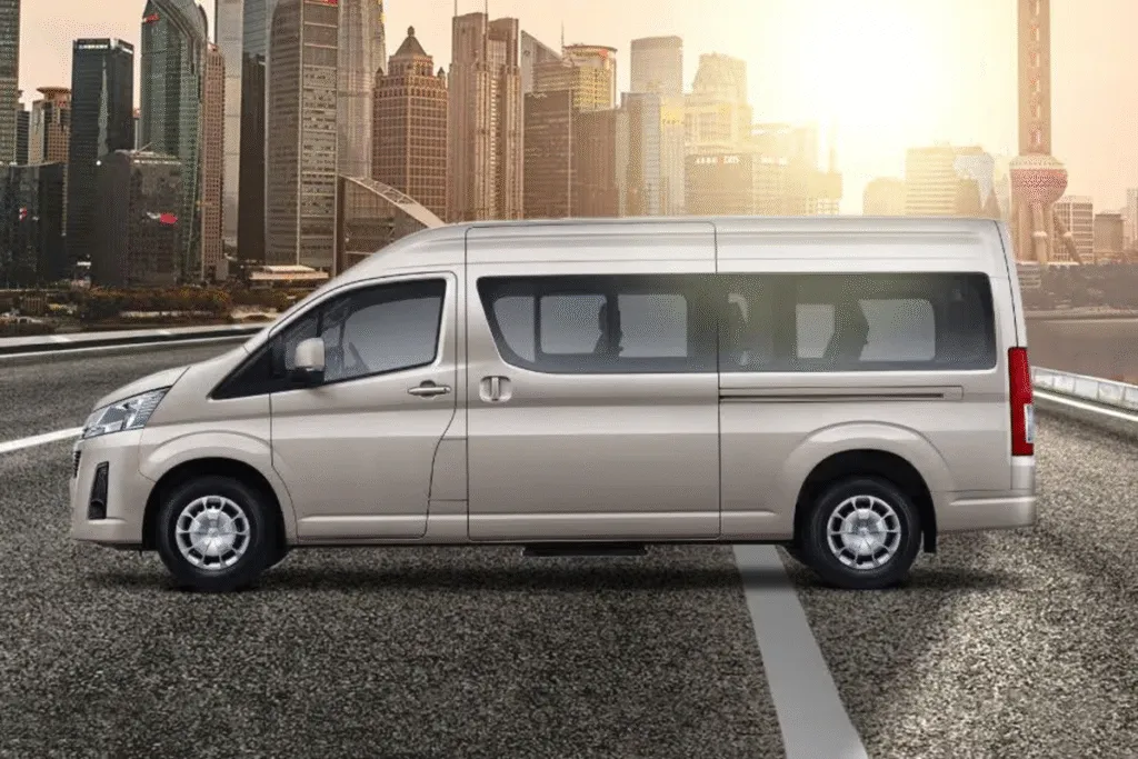 Sewa Mobil Hiace Jogja, Rental Hiace Jogja, Transportasi Rombongan Jogja, Sewa Hiace Murah, Mobil Hiace Pariwisata Jogja