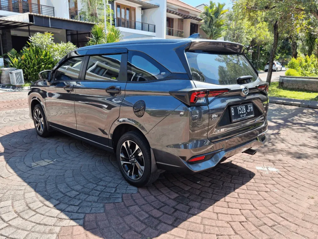 Destinasi Wajib dengan Rental Xenia CVT Lombok