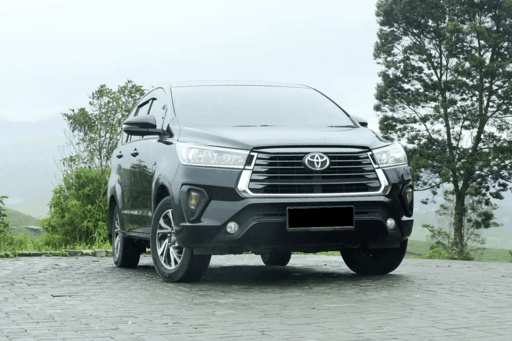 Mengapa Pilih Rental Innova Reborn Surabaya?