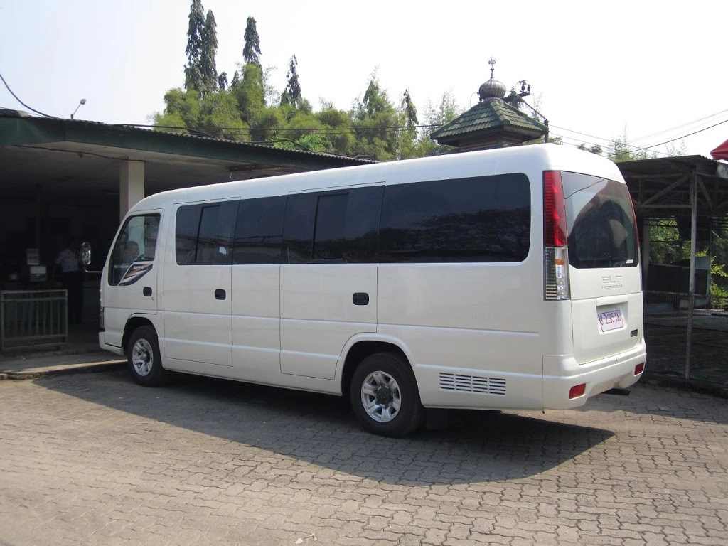 Keunggulan Utama Rental Elf Long 19 Seat Surabaya