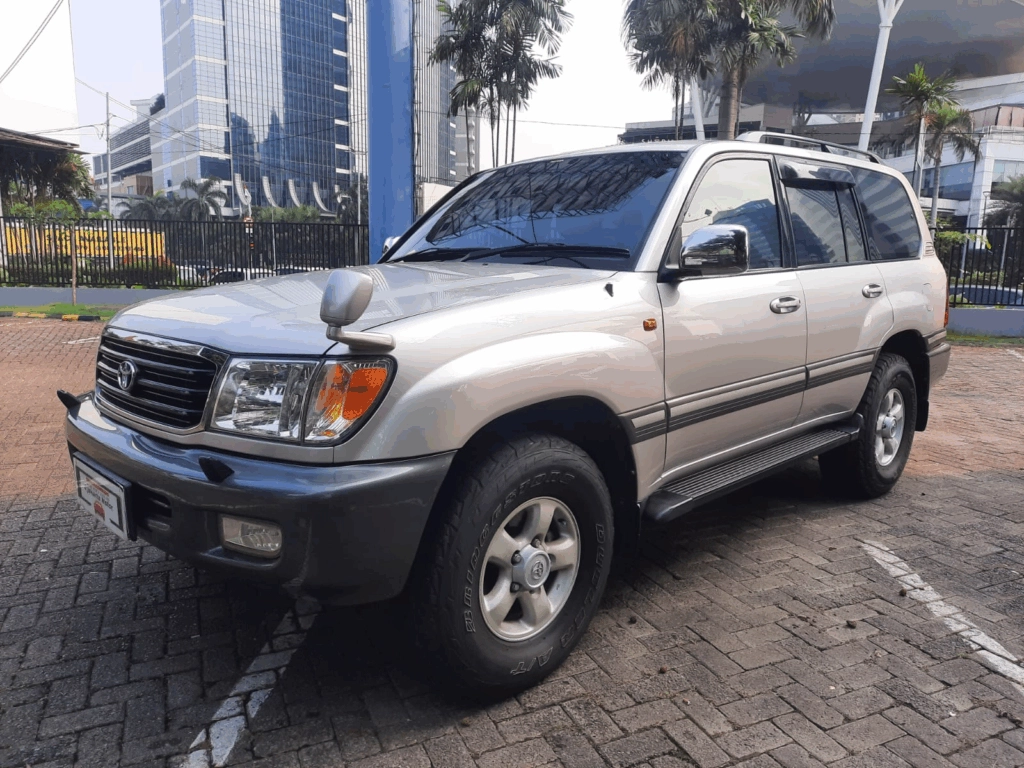 Nikmati Perjalanan Tanpa Ribet dengan Land Cruiser