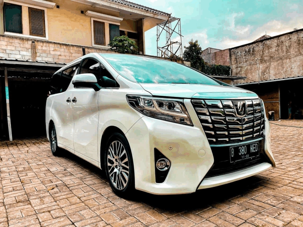Mengapa Jakarta Mencintai Alphard Transformers?