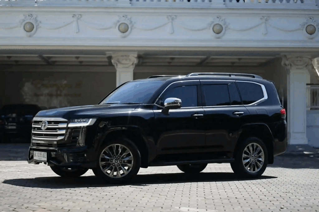 Tren Sewa Mobil Premium di Surabaya